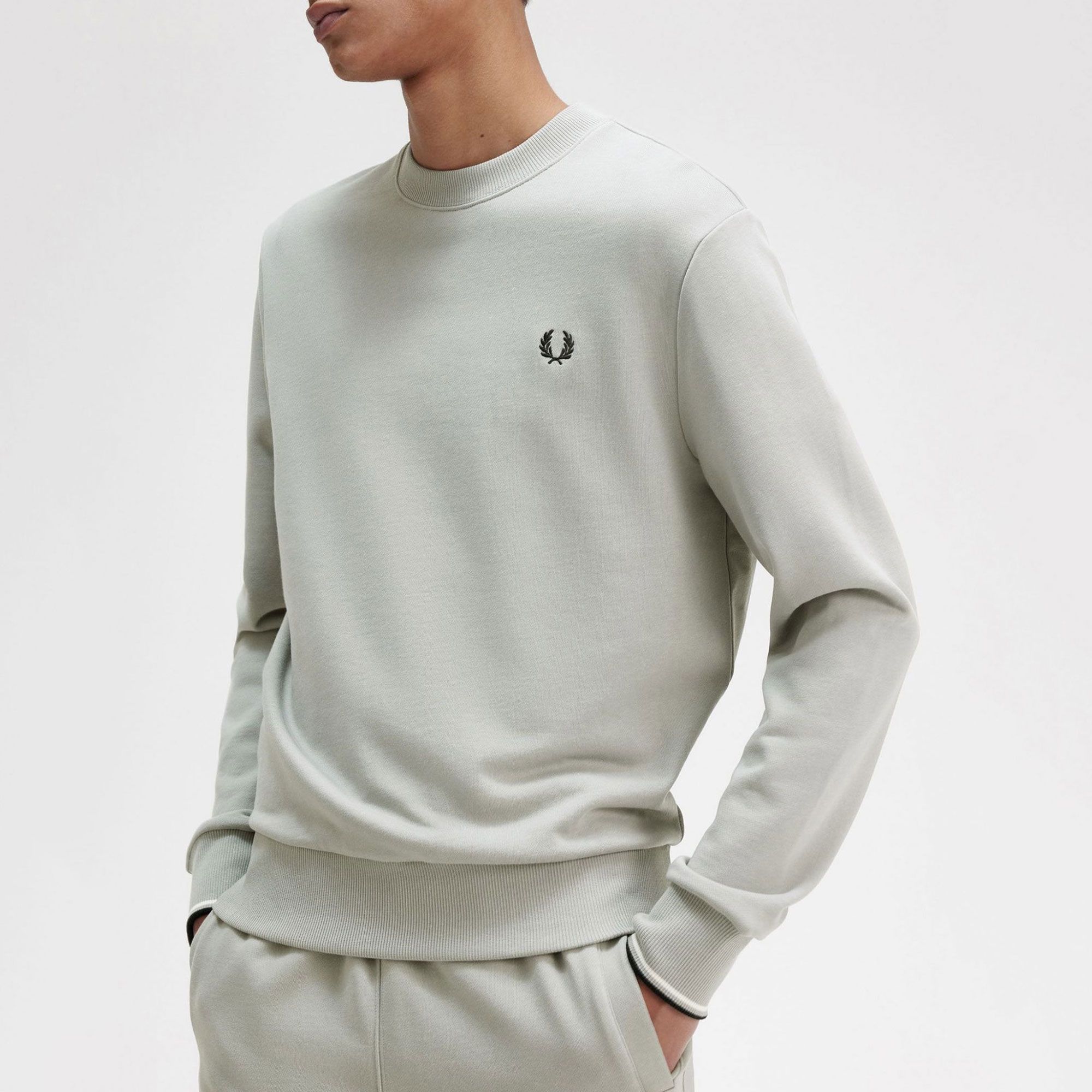 FRED PERRY ライトグレー トレーナー Fred Perry Crew Neck Sweater Men | Plutosport